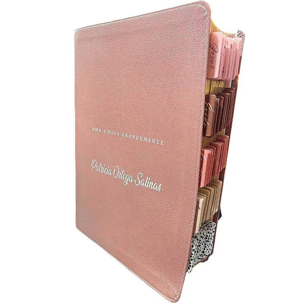 Biblia Ama a Dios Grandemente NBLA Tapa Flexible Oro Rosa PERSONALIZADA con Nombre + Tabs